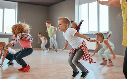 Tips to Choose the Best Dance Classes for Your Kids | Bolly Dancing Studio